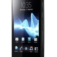 Smartphone Sony Xperia P (écran tactile 10,2 cm (4 pouces), appareil photo 8 mégapixels, Android 4)